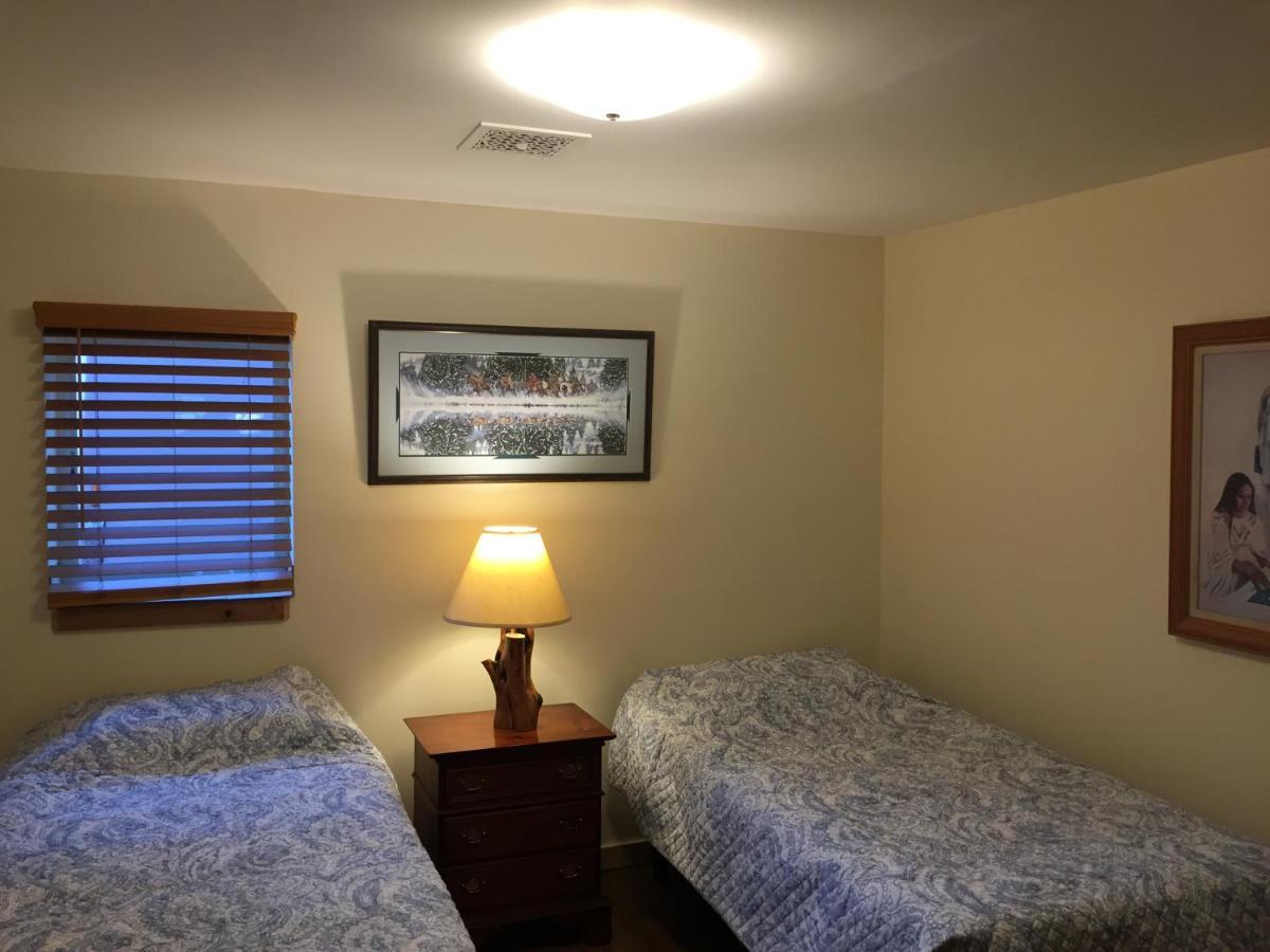 Creekside Downtown Vacation Suites, Only Adults 25 Or Older Buffalo Exterior foto